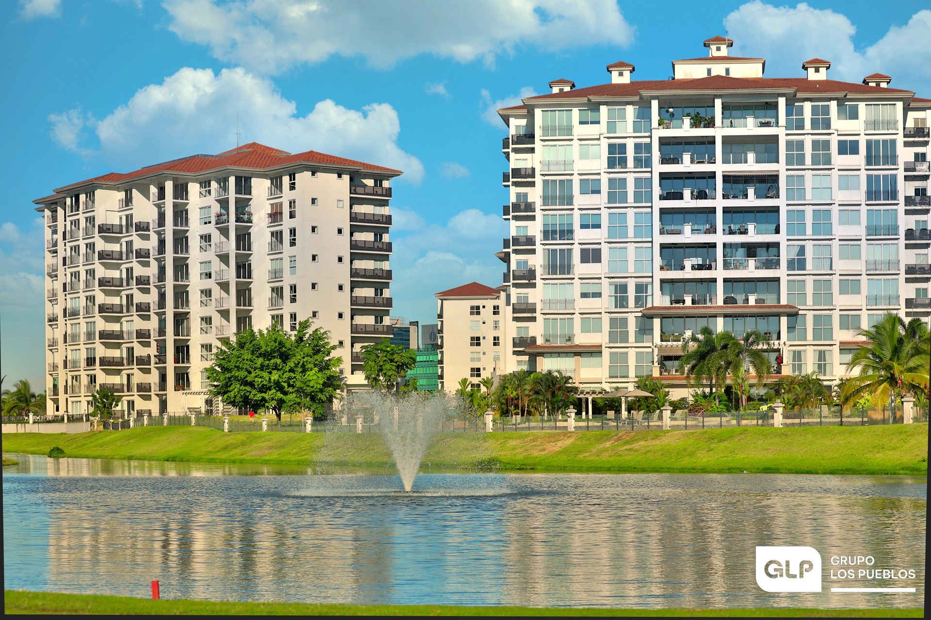 Panamá: El destino perfecto para hacer inversiones internacionales desde Colombia