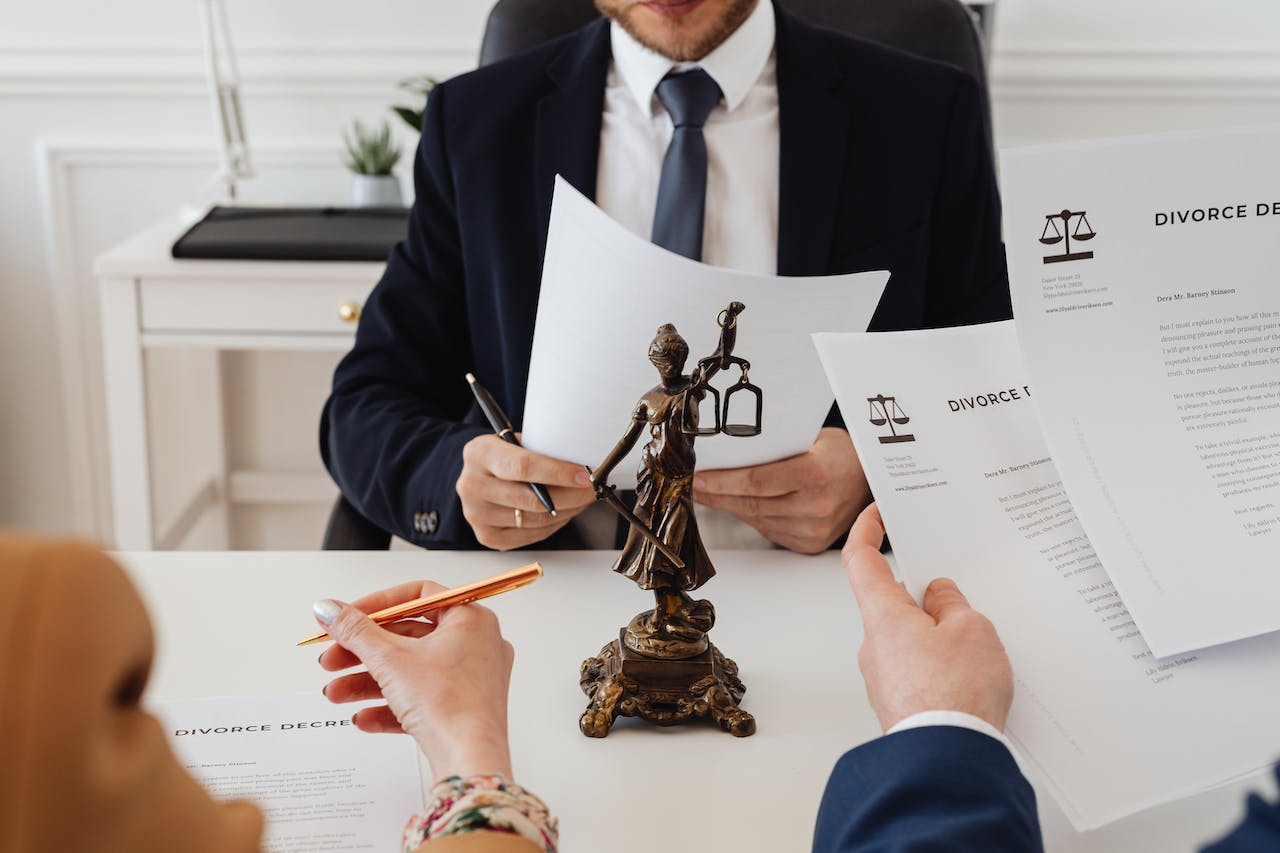 Obtén asesoramiento experto de Legal Solutions para solicitar el visado de Países Amigos si eres de México